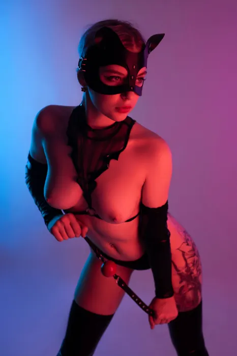 domina show strip